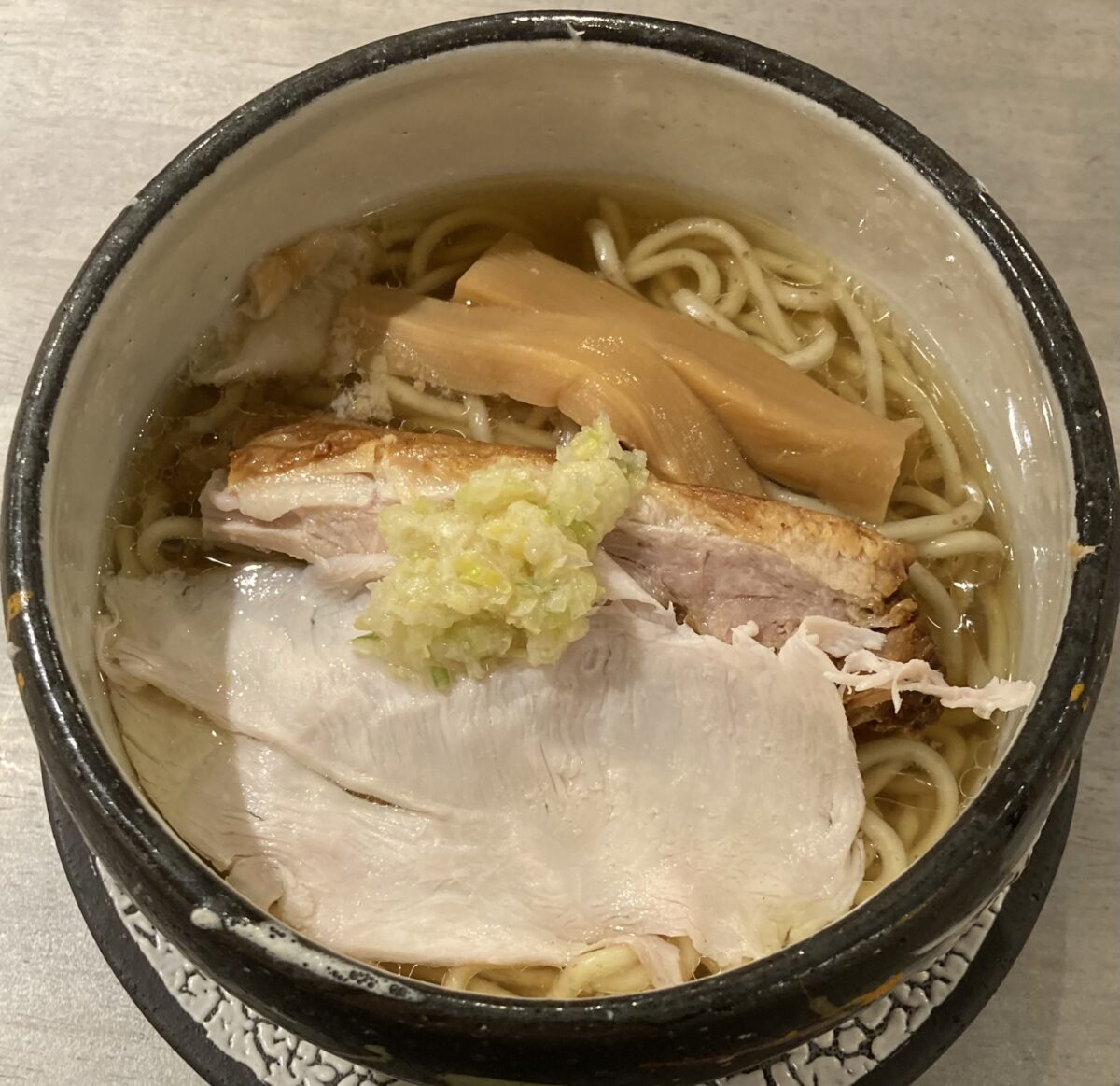 人類みな麺類とエスサワダ（池袋）