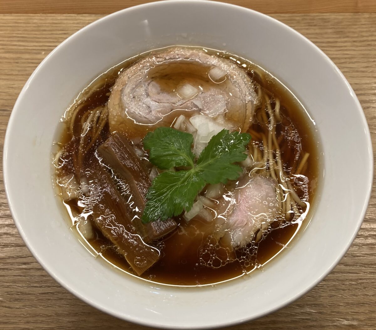 銀座らぁ麺 しら石（銀座）